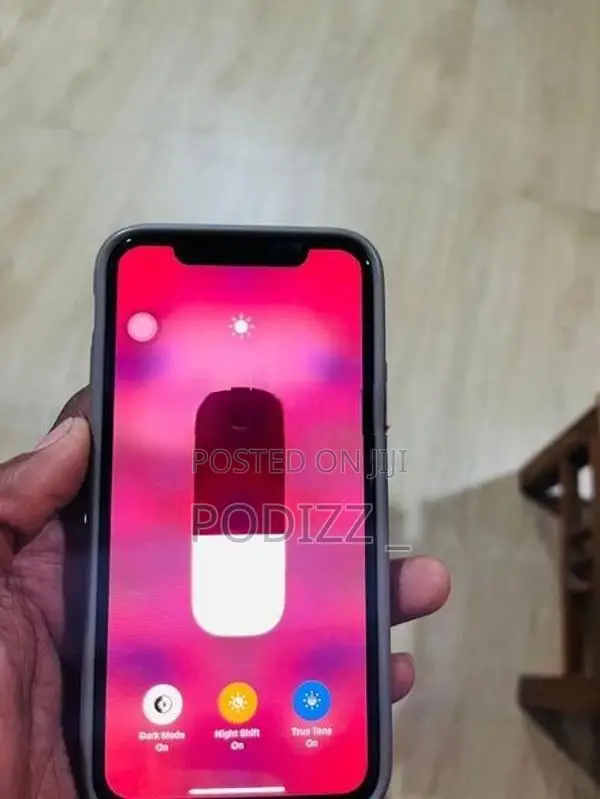 Apple iPhone XS (Used)