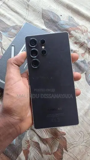 Samsung Galaxy S25 Ultra (Used)