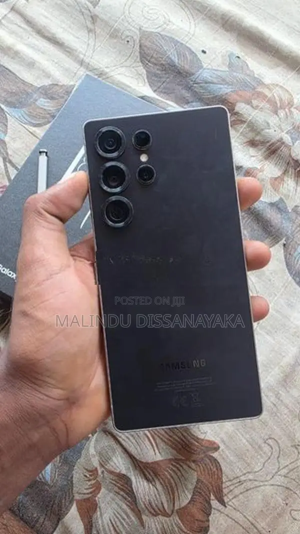 Samsung Galaxy S25 Ultra (Used)