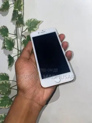 Apple iPhone 8 (Used)