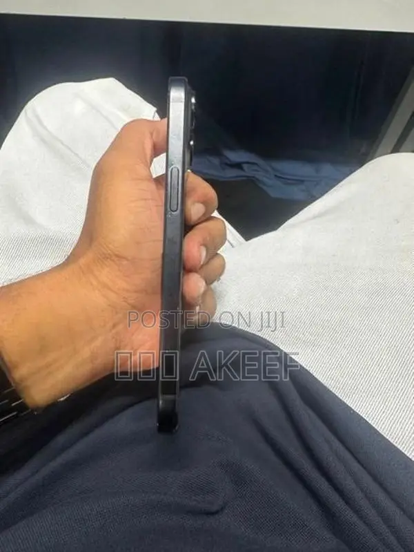 Apple iPhone 15 (Used)