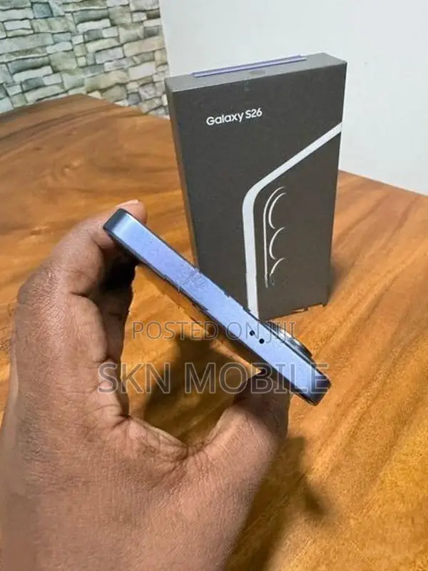 Samsung Galaxy S26 12GB 256GB 5G (Used)