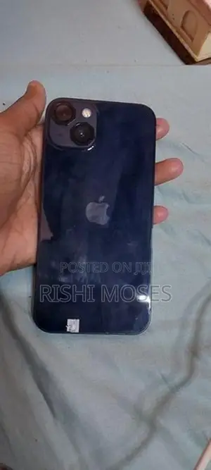 Apple iPhone 13 Black (Used)