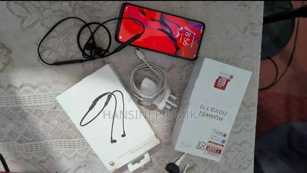 Huawei Nova Y70 (Used)