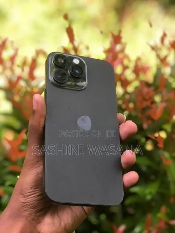 Apple iPhone 16 Pro Max (Used)