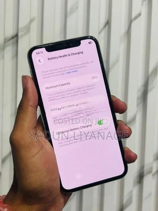 Apple iPhone 11 Pro 256GB (Used)