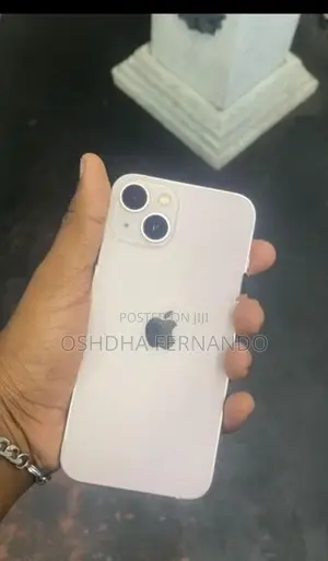 Apple iPhone 13 (Used)