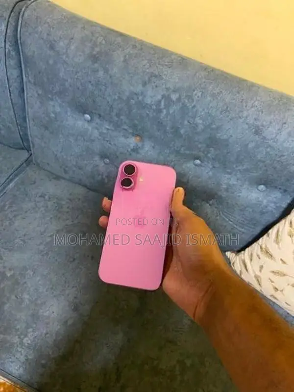Apple iPhone 16 (Used)
