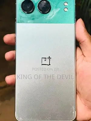 OnePlus 5G (Used)