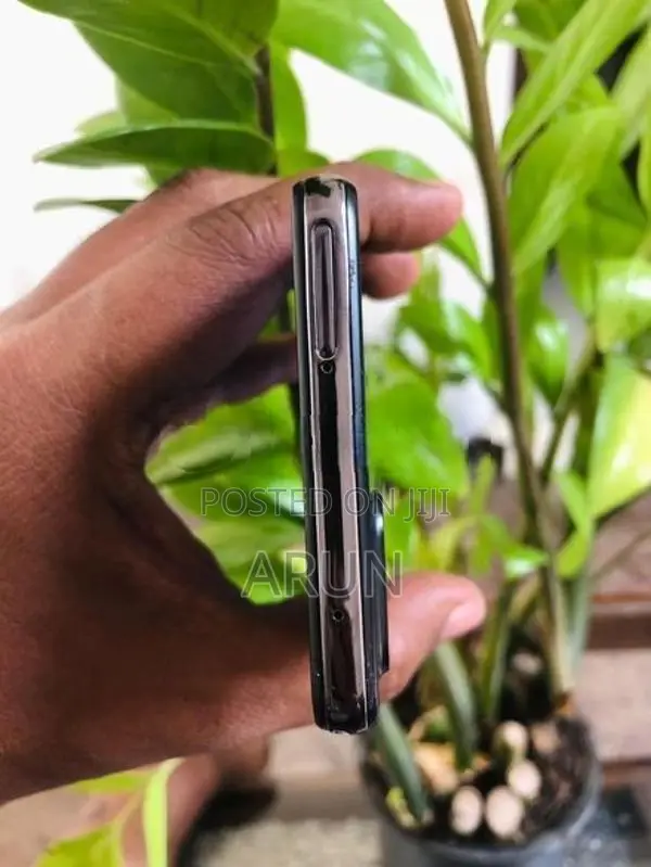 Samsung Galaxy A52 (Used)