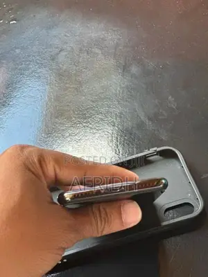 Apple iPhone X (Used)