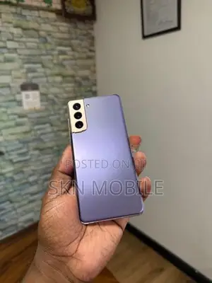 Samsung Galaxy S21 8GB 256GB 5G (Used)