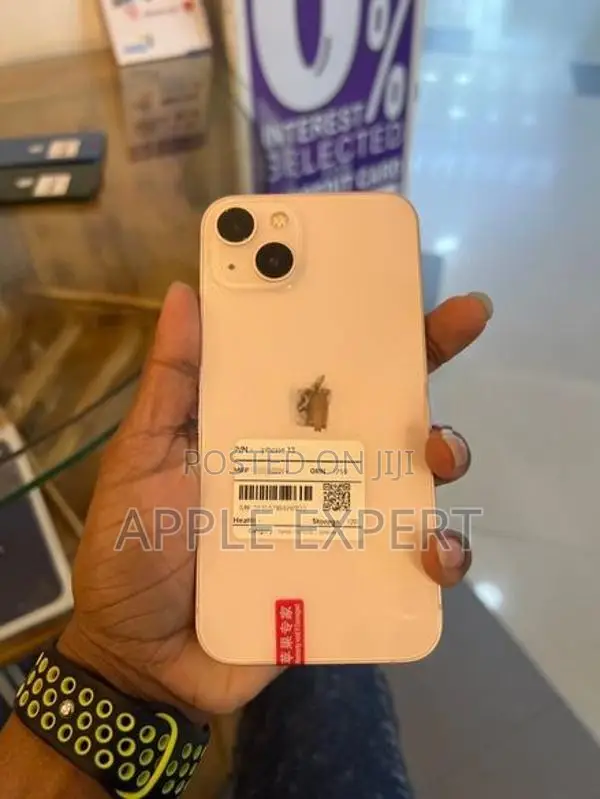Apple iPhone 13 (Used)