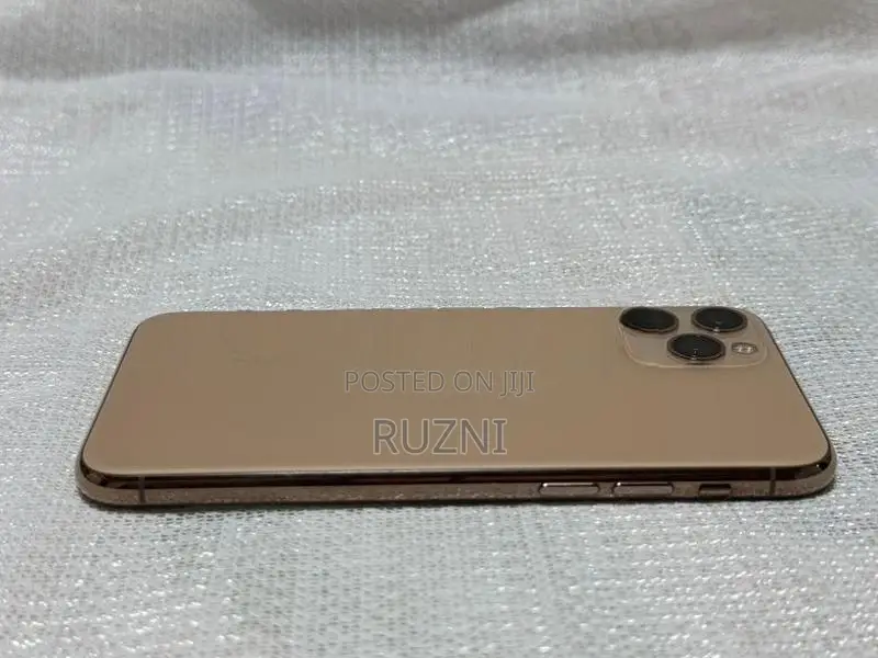 Apple iPhone 11 Pro (Used)