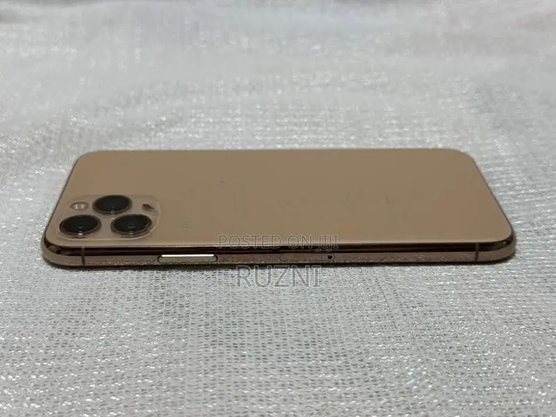 Apple iPhone 11 Pro (Used)