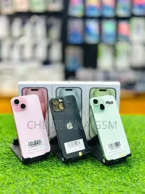 Apple iPhone 15 128GB (Used)