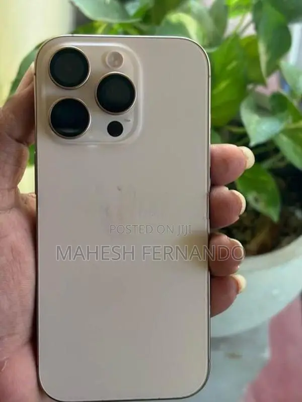 Apple iPhone 16 Pro (Used)