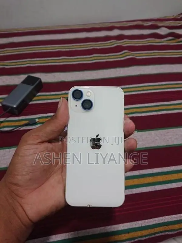 Apple iPhone 13 (Used)