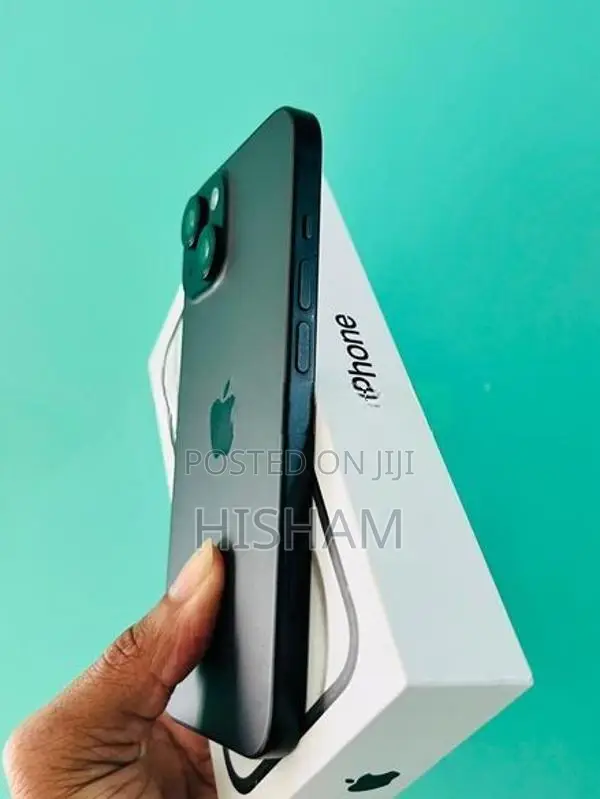 Apple iPhone 15 128GB (Used)