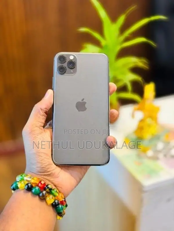 Apple iPhone 11 Pro Max 512GB (Used)
