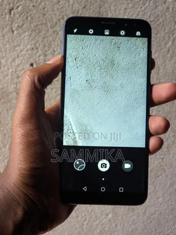Huawei Nova 2i (Used)