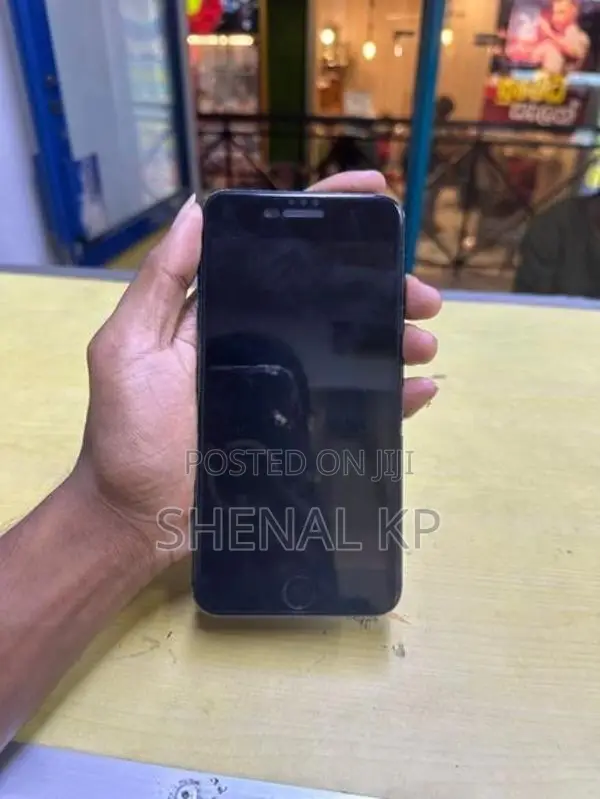 Apple iPhone 7 Plus (Used)