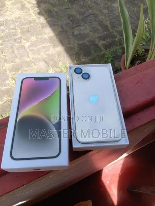 Apple iPhone 14 (Used)
