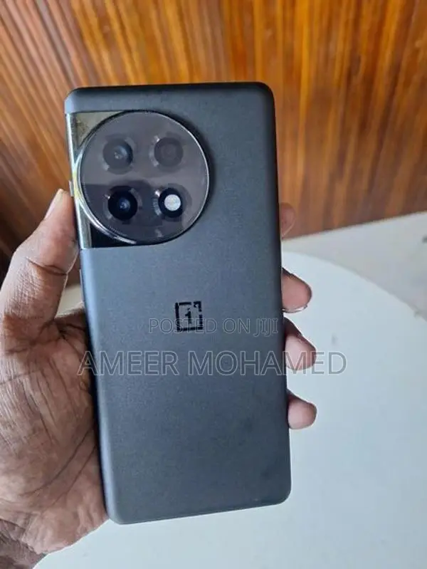 OnePlus 11R 16GB+4GB 256GB (Used)
