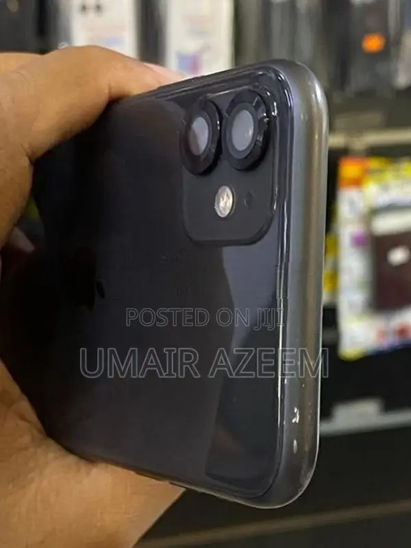 Apple iPhone 11 (Used)
