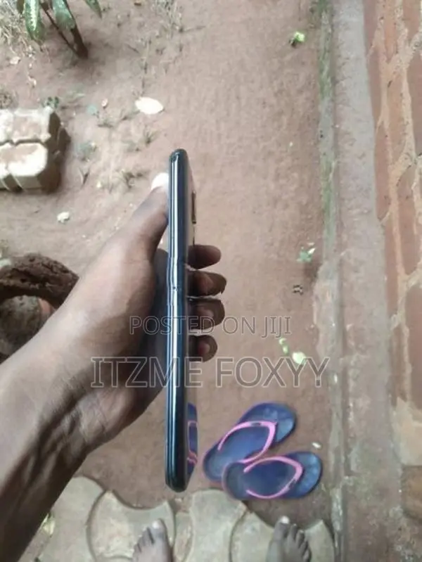 Oppo F11 (Used)