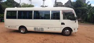 Mitsubishi Bola Rosa 2005 Bus (Used)
