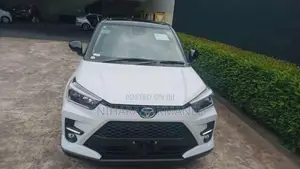 Toyota Raize Z Hybrid 2025 SUV Unregistered (Recondition)