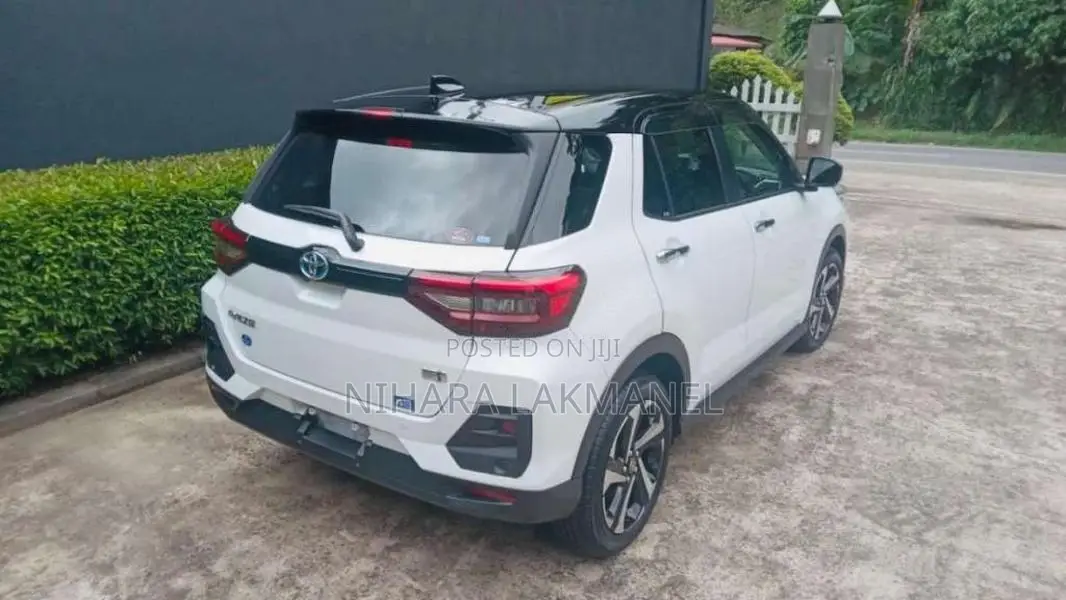 Toyota Raize Z Hybrid 2025 SUV Unregistered (Recondition)
