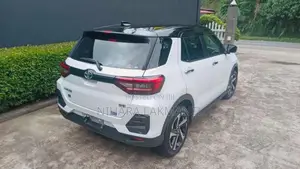 Toyota Raize Z Hybrid 2025 SUV Unregistered (Recondition)