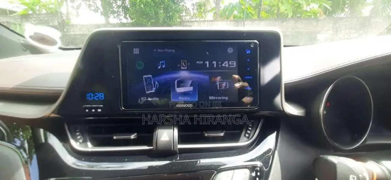 Toyota CHR 2018 SUV (Used)