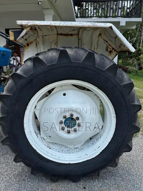 Ford 3600 1980 Tractor (Used)
