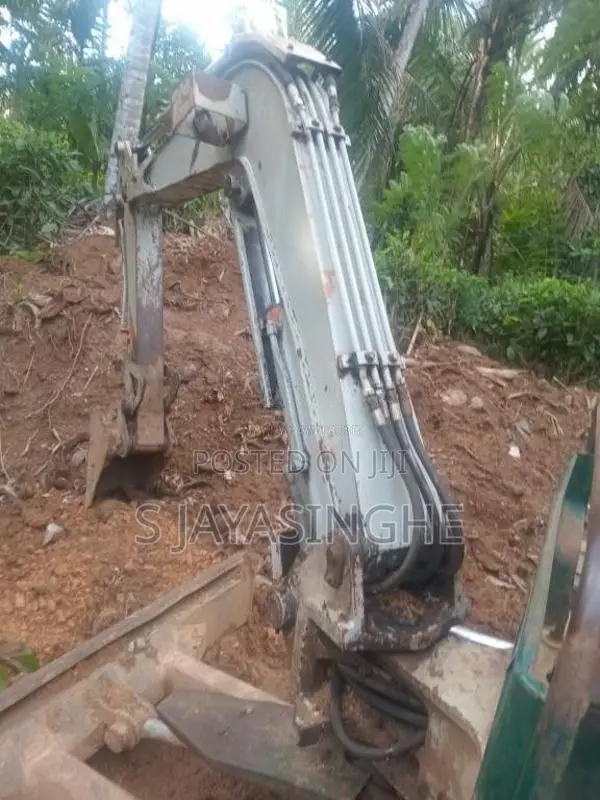 IHI IS28PX 2000 Heavy-Duty (Used)