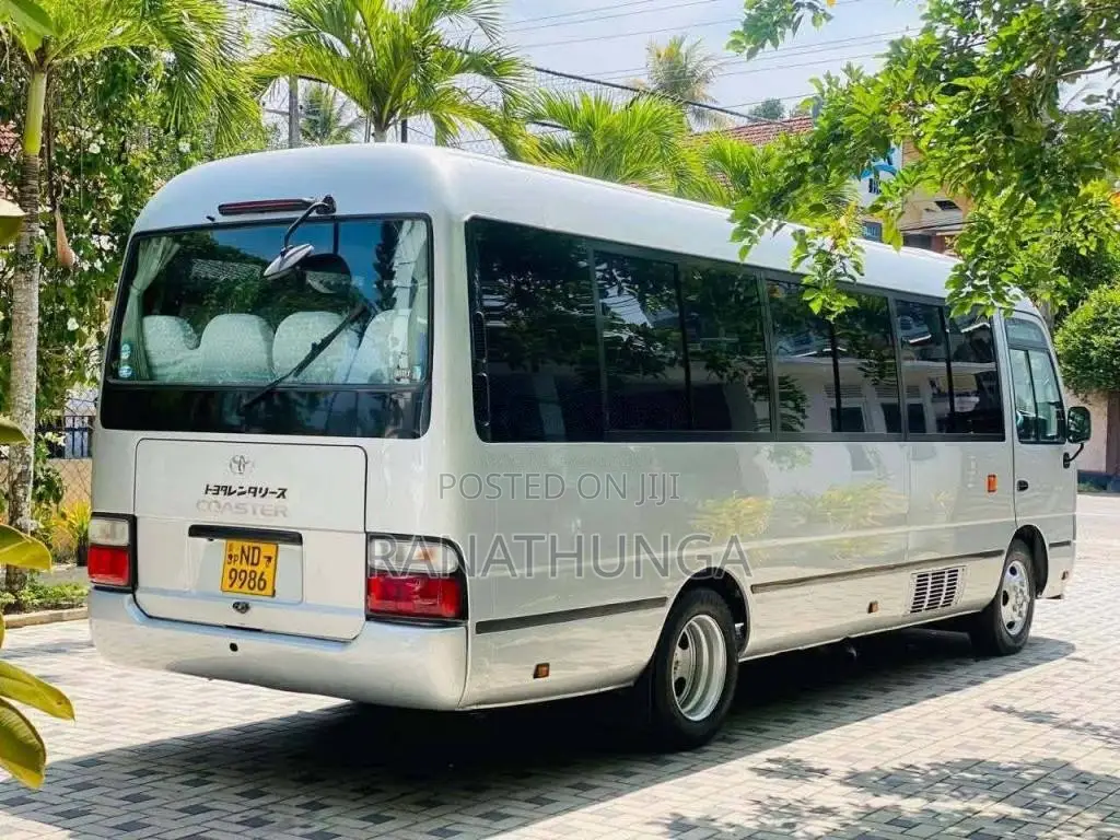 Toyota Coaster 2010 Bus (Used)