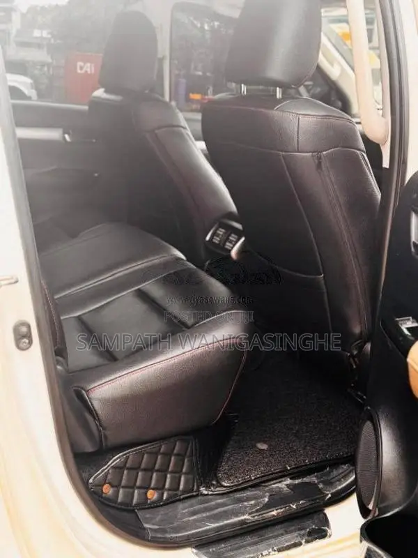 Toyota Hilux Revo 2017 Pickup (Used)