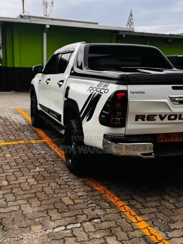 Toyota Hilux Revo 2017 Pickup (Used)