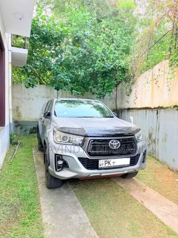 Toyota Hilux Rocco 2020 Pickup (Used)
