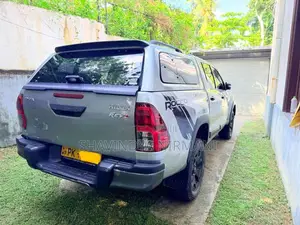 Toyota Hilux Rocco 2020 Pickup (Used)