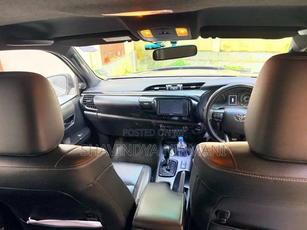 Toyota Hilux Rocco 2020 Pickup (Used)