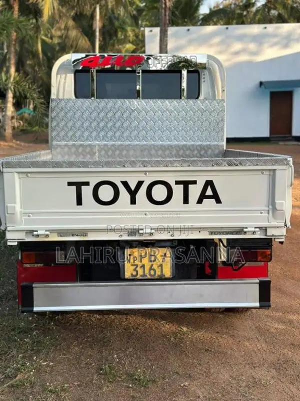 Toyota CrewCab 2007 Crew Cab (Used)