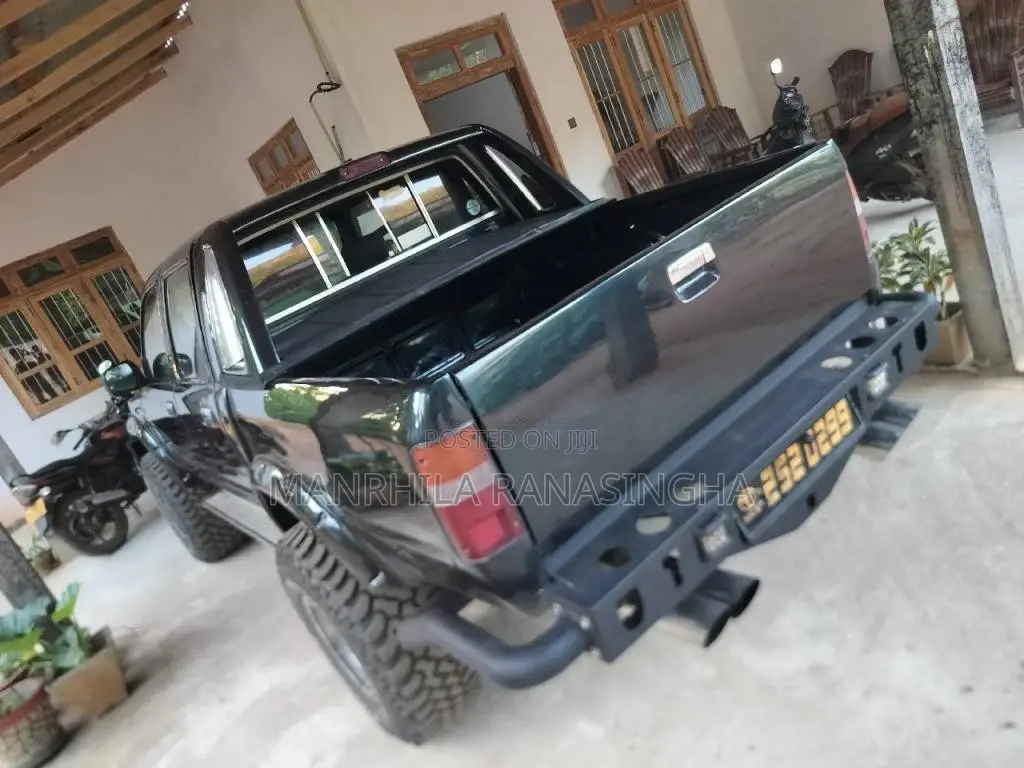Toyota Hilux 1994 Pickup (Used)