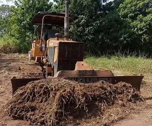 Komatsu D3 Dozer 2000 Heavy-Duty (Used)