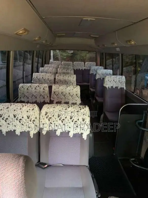 Isuzu Civilian 2002 Bus (Used)
