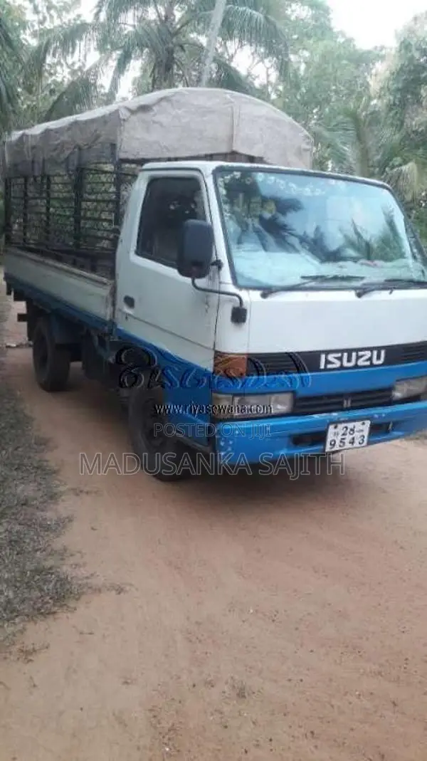 Isuzu ELF 250 1978 Lorry (Used)