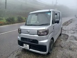 Daihatsu Hijet Caddie Safety 2016 Van (Used)
