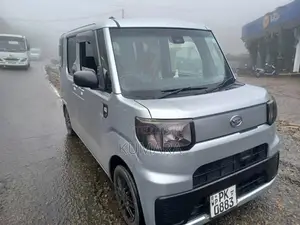 Daihatsu Hijet Caddie Safety 2016 Van (Used)